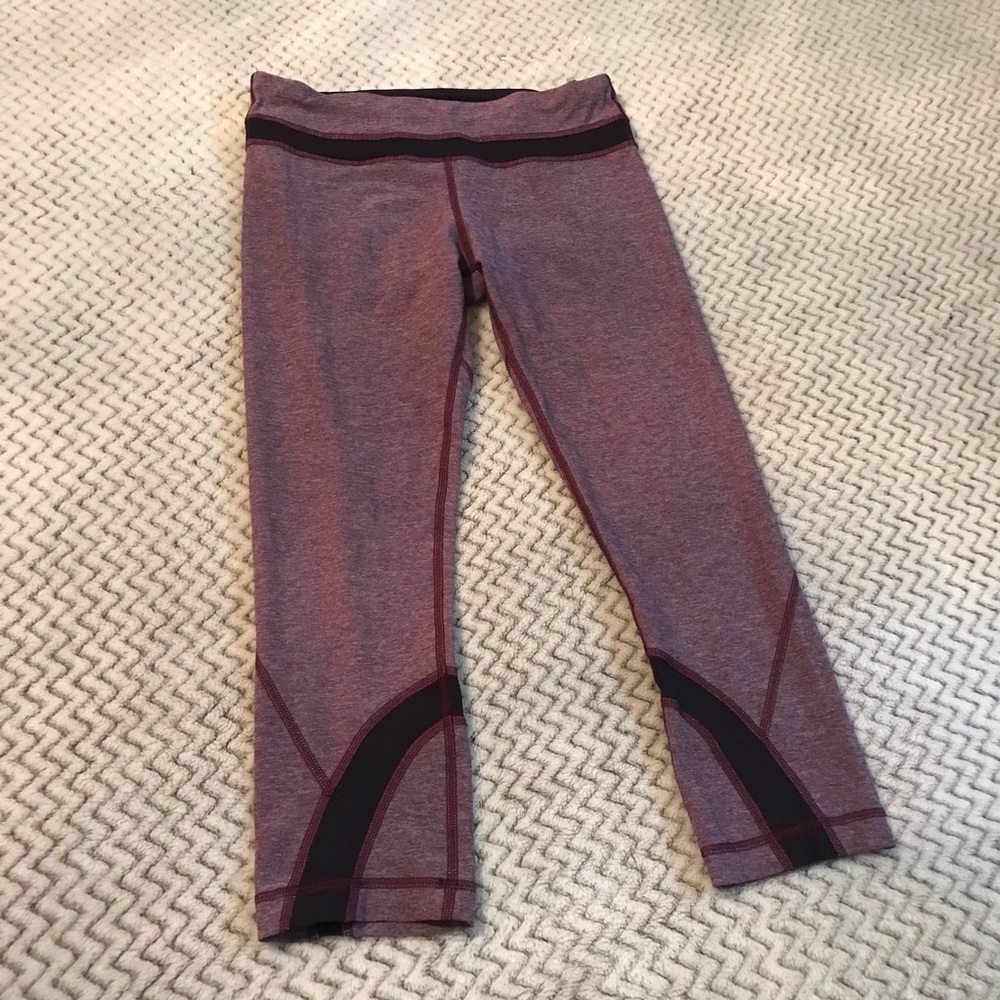 Lululemon Run Inspire heathered berry yum yum crop